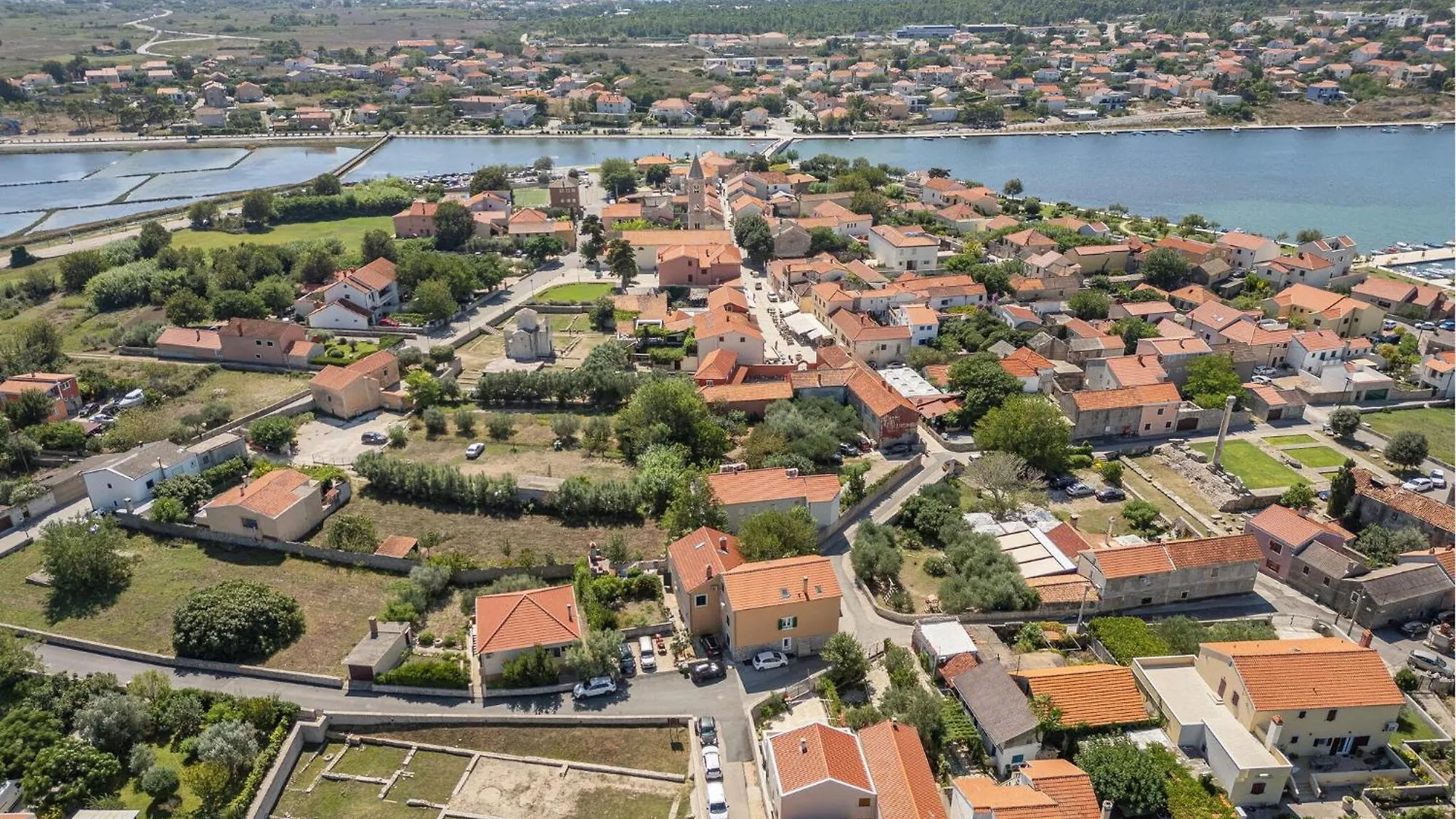 Pet Friendly Home In Nin With Kitchen Hébergement de vacances